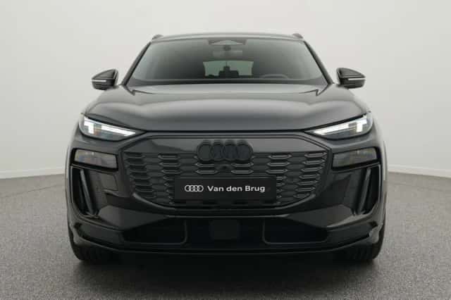 Audi Q6 e-tron (2025) thumbnail 3