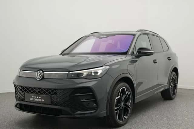 Volkswagen Tiguan (2025) thumbnail 1