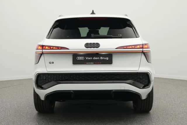 Audi Q3 (2025) thumbnail 6