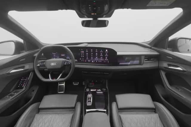 Audi Q6 e-tron (2025) thumbnail 3
