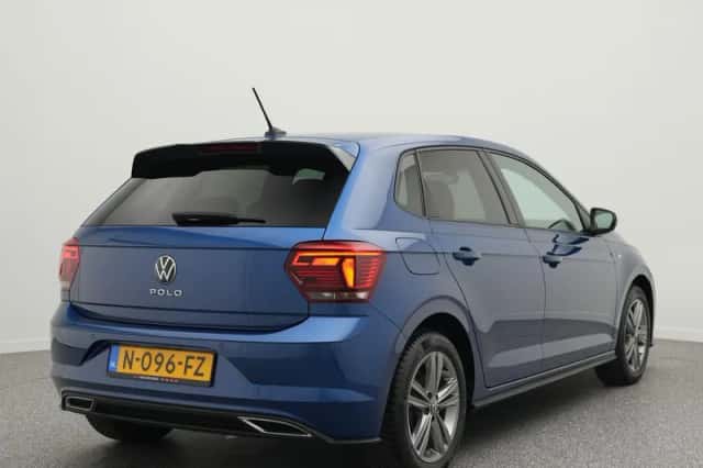 Volkswagen Polo (2021) thumbnail 2