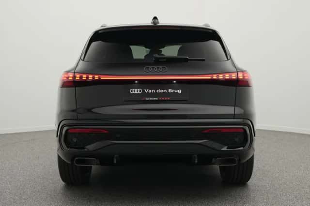 Audi Q5 (2025) thumbnail 5