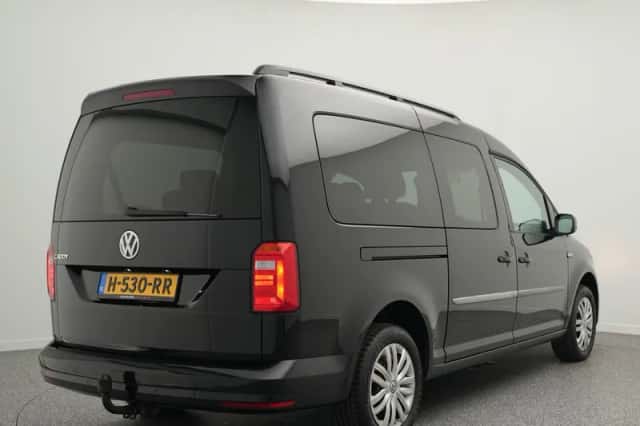 Volkswagen Caddy (2019) thumbnail 2