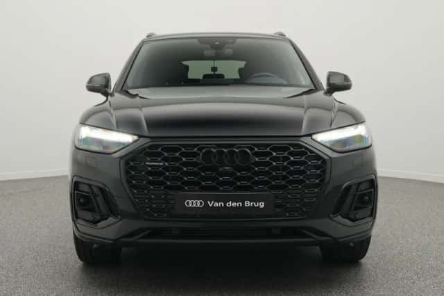 Audi Q5 (2024) thumbnail 5
