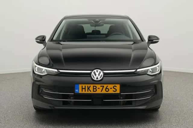 Volkswagen Golf (2025) thumbnail 5