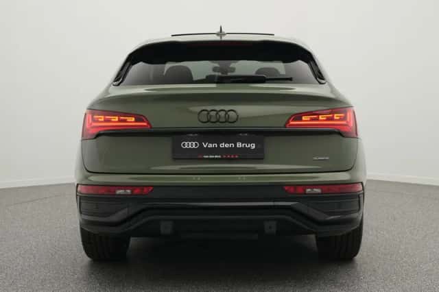 Audi Q5 (2023) thumbnail 6