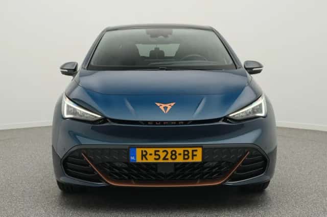 CUPRA Born (2021) thumbnail 5