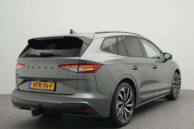 Škoda Enyaq (2025) thumbnail 2