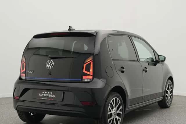 Volkswagen E-up! (2022) thumbnail 2