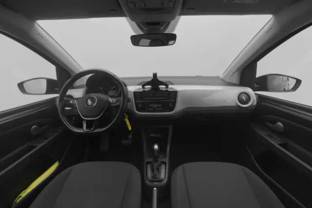 Volkswagen E-up! (2022) thumbnail 4