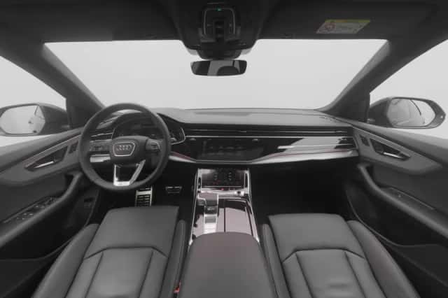 Audi Q8 (2025) thumbnail 3