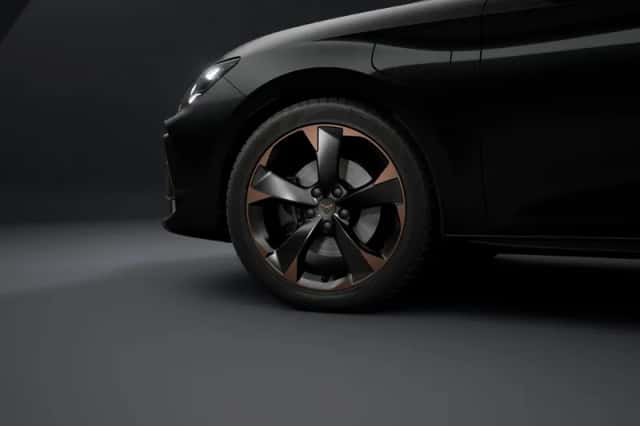 CUPRA Leon (2026) thumbnail 5