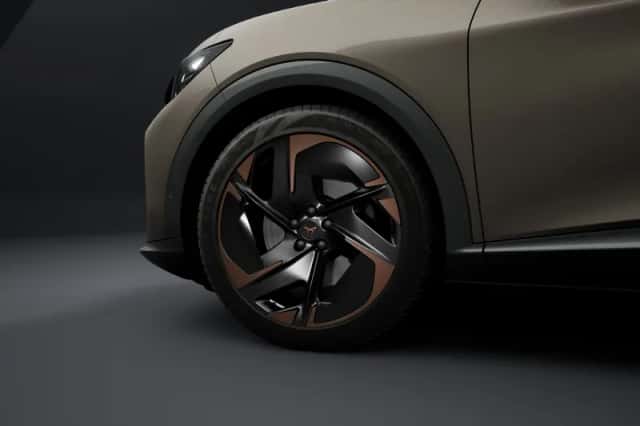 CUPRA Tavascan (2026) thumbnail 5
