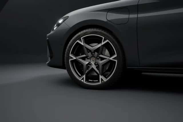 CUPRA Leon (2026) thumbnail 5