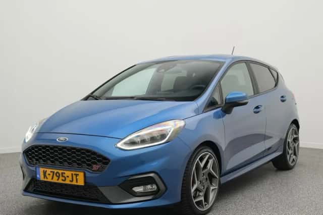 Ford Fiesta (2021) thumbnail 1