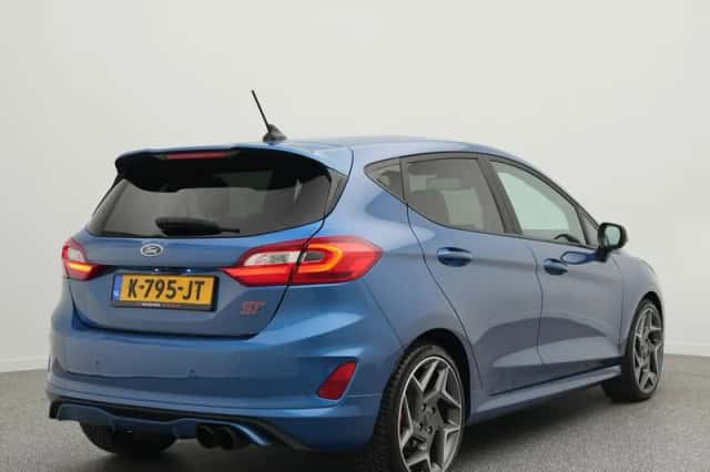Ford Fiesta (2021) thumbnail 2