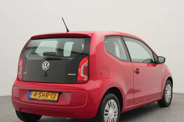 Volkswagen Up! (2013) thumbnail 2