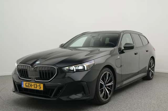 BMW 5-Serie (2025) thumbnail 1
