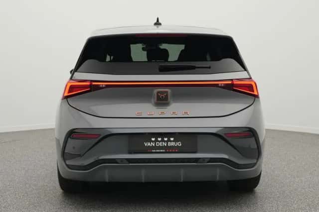 CUPRA Born (2023) thumbnail 6