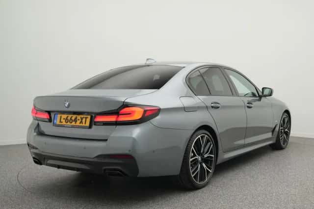 BMW 5-Serie (2021) thumbnail 2