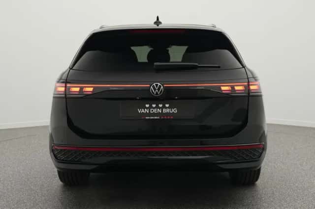 Volkswagen Passat (2025) thumbnail 6