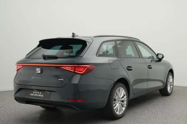 SEAT Leon (2026) thumbnail 2