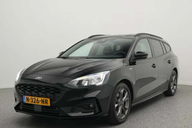 Ford Focus (2021) thumbnail 1