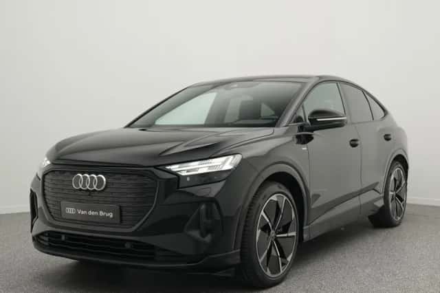 Audi Q4 e-tron (2024) thumbnail 1