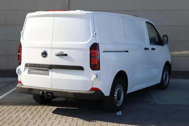 Volkswagen E-Transporter (2026) thumbnail 5