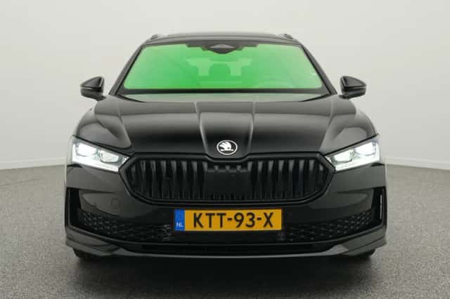 Škoda Superb (2026) thumbnail 4