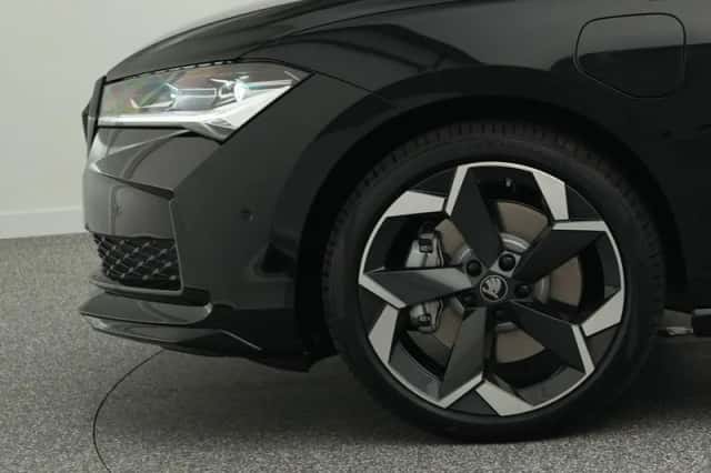Škoda Superb (2026) thumbnail 6