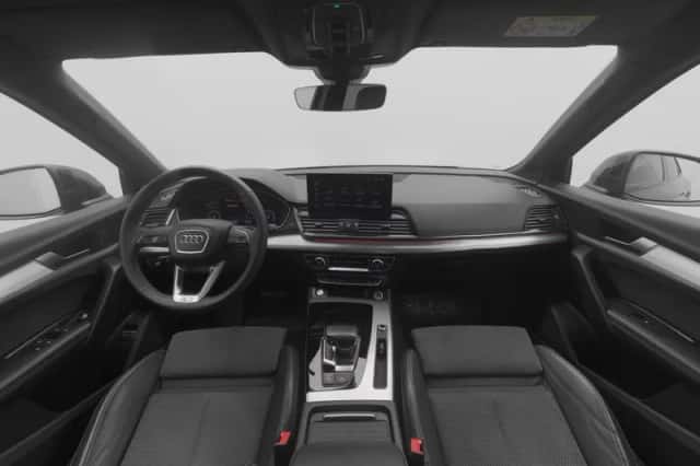 Audi Q5 Sportback (2021) thumbnail 3