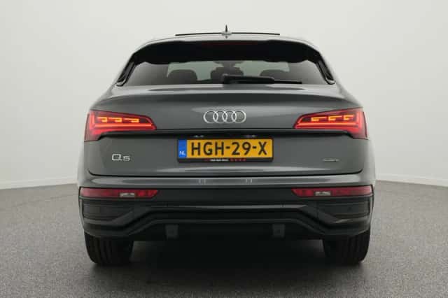Audi Q5 Sportback (2021) thumbnail 6