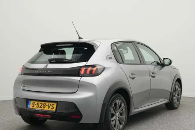 Peugeot e-208 (2020) thumbnail 2