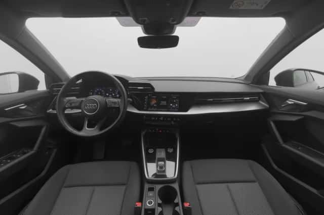 Audi A3 (2023) thumbnail 3