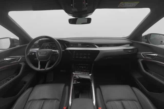 Audi e-tron (2022) thumbnail 4