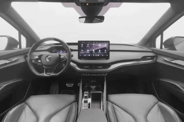 Škoda Enyaq (2023) thumbnail 3