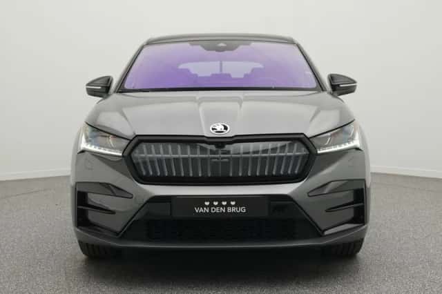 Škoda Enyaq (2023) thumbnail 5