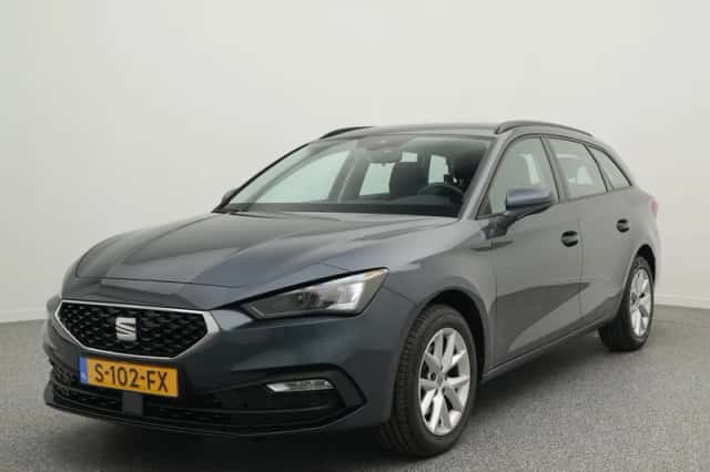 SEAT Leon Sportstourer (2023) thumbnail 1