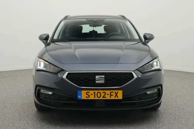 SEAT Leon Sportstourer (2023) thumbnail 4