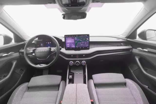 Škoda Superb (2025) thumbnail 3