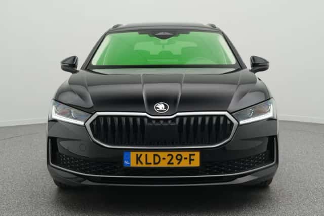 Škoda Superb (2025) thumbnail 4