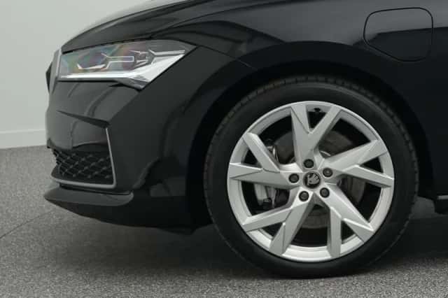 Škoda Superb (2025) thumbnail 6