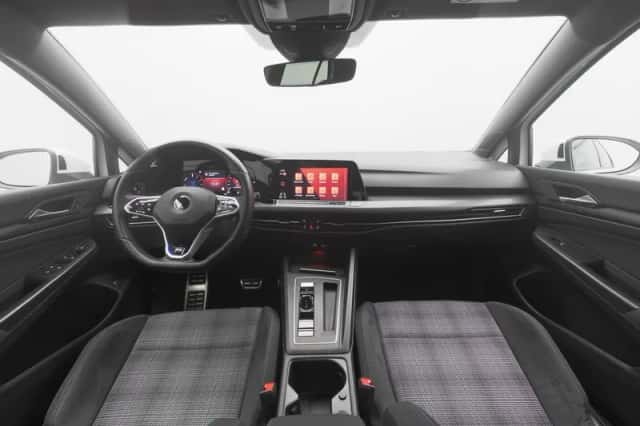 Volkswagen Golf (2020) thumbnail 3