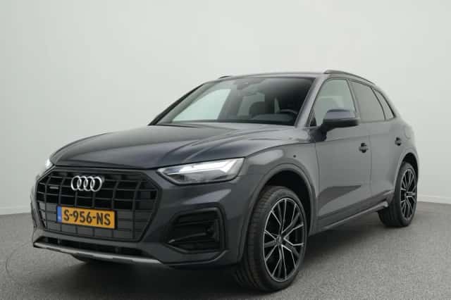Audi Q5 (2022) thumbnail 1