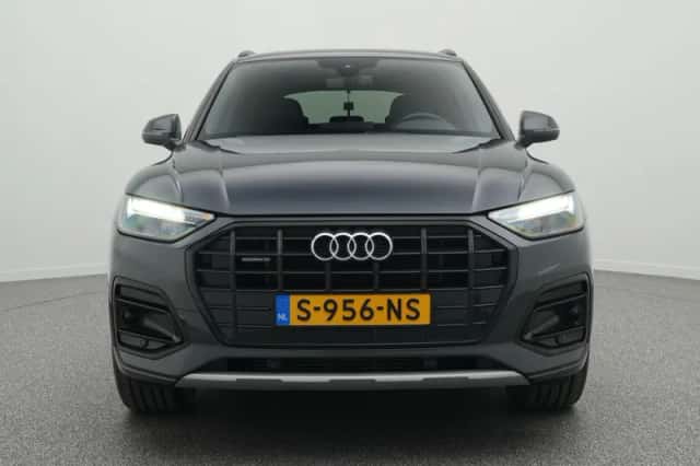 Audi Q5 (2022) thumbnail 5