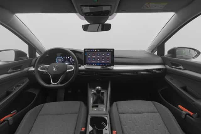 Volkswagen Golf (2025) thumbnail 3