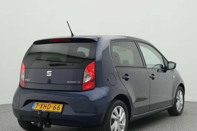 SEAT Mii (2015) thumbnail 2