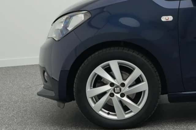 SEAT Mii (2015) thumbnail 6