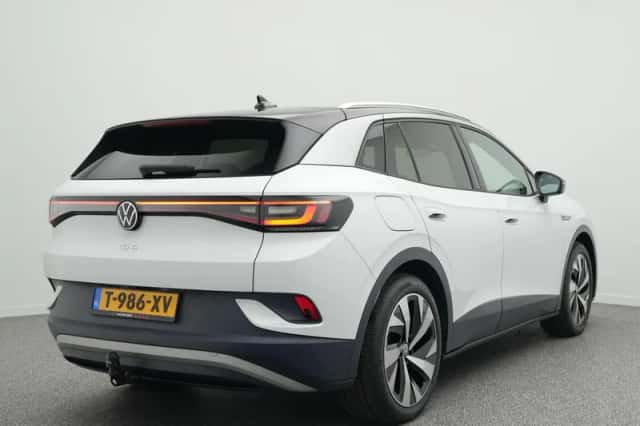 Volkswagen ID.4 (2021) thumbnail 2
